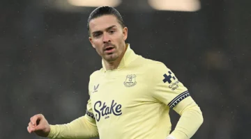 غرامة باهظة.. نجم إيفرتون غريليش يواجه عقوبة قضائية بسبب مخالفة بسيارته اللامبورغيني